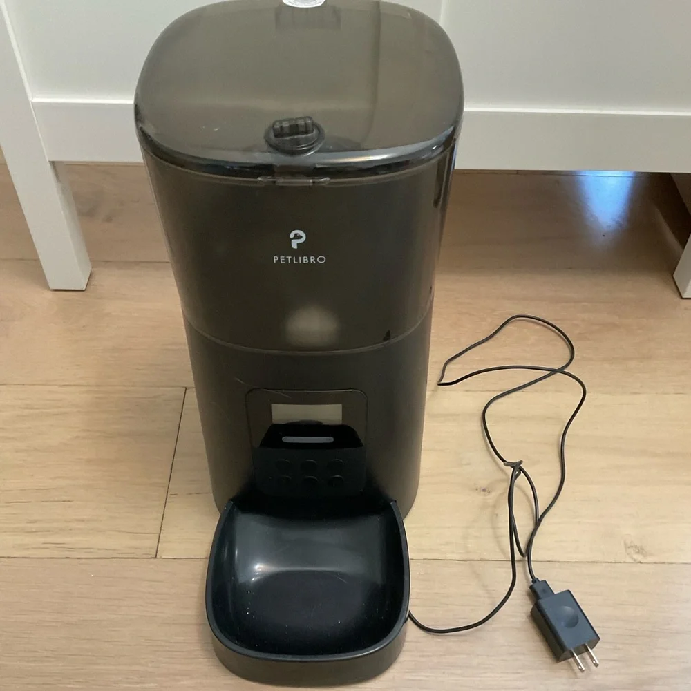 Pet Libra Electronic Feeder